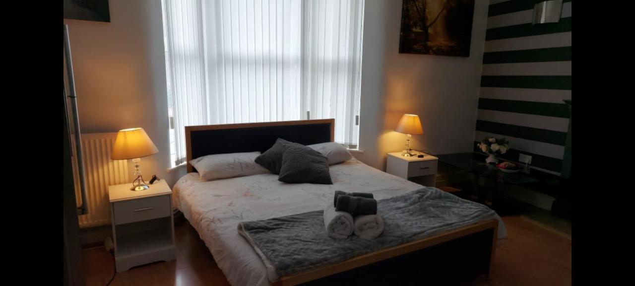 Spacious Double Room In Anfield Liverpool Luaran gambar